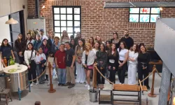 İEÜ öğrencileri vitray sanatını yeniden yorumladı