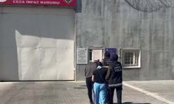 İki adrese eş zamanlı baskın! 110 bin 60 sentetik ecza ele geçirildi