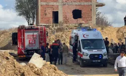İnşaat alanında toprak kaydı: Ekipler 1 işçiye ulaşmaya çalışıyor