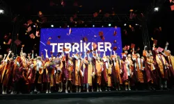 İzmir Ekonomi Üniversitesi’nde 144 lisansüstü öğrenci mezuniyet sevinci yaşadı