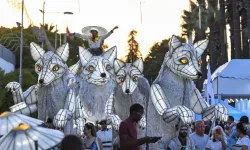 İzmir Enternasyonal Fuarı’nda “Beyaz Tilki” gösterisi büyük ilgi gördü
