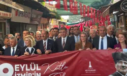 İzmir’in kurtuluşunda CHP’li vekiller yürüyüşe katılmadı!
