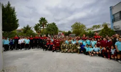 İzmir İtfaiyesi öğrencileri acil durumlara hazırlıyor