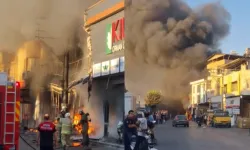 İzmir’de patlama sesleriyle korkutan iş yeri yangını