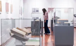 İzmir’in yüzyıllık hazinesi AASSM’de vitrine çıktı
