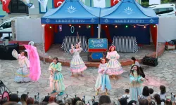 Karabağlar’ın mahalleleri çocuk şenlikleriyle renklendi