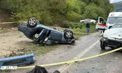 Kardeşinin cenazesi için çıktığı yolda otomobillerin çarpışması sonucu öldü