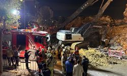 Kentsel dönüşüm kapsamındaki bina çöktü, ekipler alarma geçti!