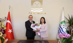 Kırkpınar’dan Foça mesajı: Birikmiş sorunları el ele vererek çözeceğiz