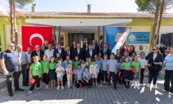 Kızıloba İlkokulu yenilendi: Başkan Tugay öğrencilerle buluştu