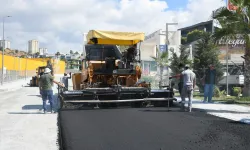 Kuşadası Belediyesi’nden 68 noktada yol mesaisi