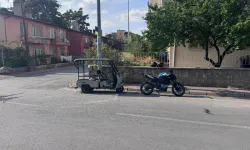 Motosiklet ile mobilet çarpıştı: 7 kişi yaralandı
