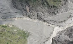 Nepal’de çığ felaketi: İki dağcı hayatını kaybetti