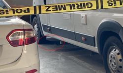 Okul önünde silah paniği: Park halindeki aracın altından pompalı tüfek çıktı!