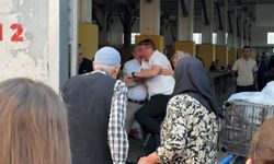 Pazar yerinde gerilim: ‘Yol verme’ tartışması kavgaya dönüştü!