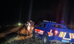 Polislerin bulunduğu tekne alabora oldu: 1 polis hayatını kaybetti, 1 polis aranıyor