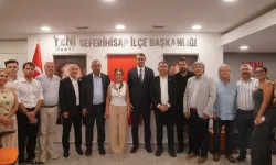 YENİ Parti Seferihisar'da ilçe binasını açtı: "Tek meselemiz Türkiye'nin geleceği"