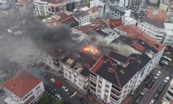 5 katlı binada korkutan yangın! Mahsur kalanlar var