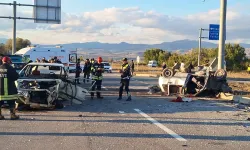 İki otomobilin çarpıştığı kazada 9 yaşındaki çocuk öldü, 6 kişi yaralandı