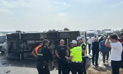 Antalya-Isparta kara yolunda midibüs devrildi: 5 yaralı