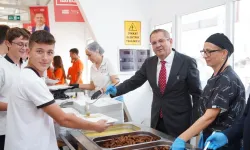 Ayvalık’ta öğrenci lokantalarında fiyat değişmedi