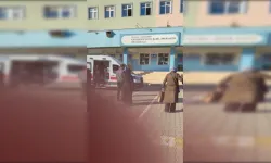 Başakşehir’de ortaokulda bıçaklı saldırı: Yaralı öğrenciler var