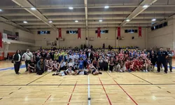 Bergama'da genç basketbolcular Cumhuriyet Kupası için yarıştı