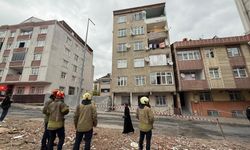 Binada çatlama sesleri paniğe neden oldu: 14 daire tahliye edildi