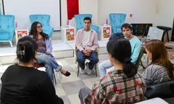 Buca'da gençlerin yabancı dil gelişimine destek!
