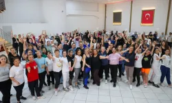 Buca'da ücretsiz pilates ve zumba kurslarına yoğun ilgi