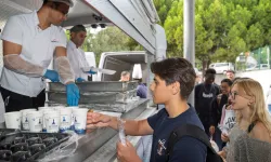 Büyükşehir’den üniversitelilere ücretsiz yemek desteği