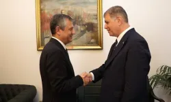 Cemil Tugay'ın Erdoğan ziyaretine Özel'den yanıt