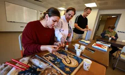 Efes Selçuk'ta kadınlar atıkları sanat eserine dönüştürüyor