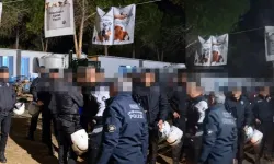 Ege Üniversitesi'nde gece yarısı arbede: Yaklaşık 200 köpek toplatıldı