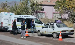 Evinde fenalaşan yaşlı kadın hastaneye gidemeden vefat etti