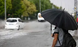 İstanbul Valiliğinden peş peşe tedbirler: Okullar tatil edildi, motosikletlere yasak geldi