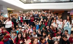 İzmir'de bilim şöleni başladı: Öğrenciler deneyerek öğrenecek
