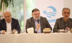 İzmir'de eğitim masaya yatırıldı: Saygılı'dan dikkat çeken veriler