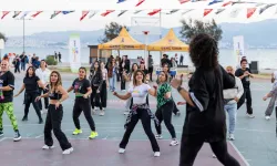 İzmir'de gençlik şenliği Bostanlı sahiline taşındı