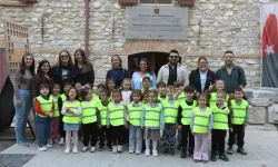 İzmir'de minikler Efes'in tarihini yakından tanıdı
