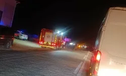 İzmir'de 4 kişilik aileye minibüs çarptı: Can kayıpları var