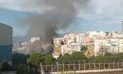 İzmir’de okulun çatısında yangın: Ekipler kısa sürede müdahale etti