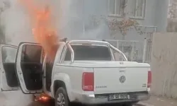 İzmir'de yangına müdahale ederken patlama yaşandı!