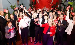 İZSİAD’dan Cumhuriyet’in 103’üncü yılına özel balo