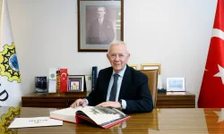 İZSİAD Başkanı Yüksel: İnsanları kentte tutma kapasitemizi güçlendirmeliyiz