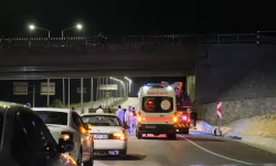 Köprüye çıkarak intihara kalkıştı