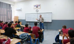 Menemen'de 40 bin öğrenciye ulaşıldı: Sınava hazırlananlara dijital destek