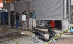 Motosikletle gelip iş yerinde ateş açtı: 16 yaşındaki çocuk ağır yaralı