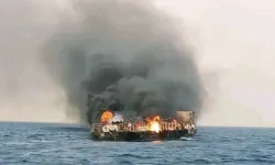 Mozambik'te 43 kişinin bulunduğu gemide yangın faciası: Can kayıpları var!