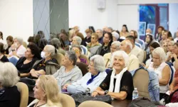 Narlıdere'de 60 yaş üstü bireyler yeniden ders başında